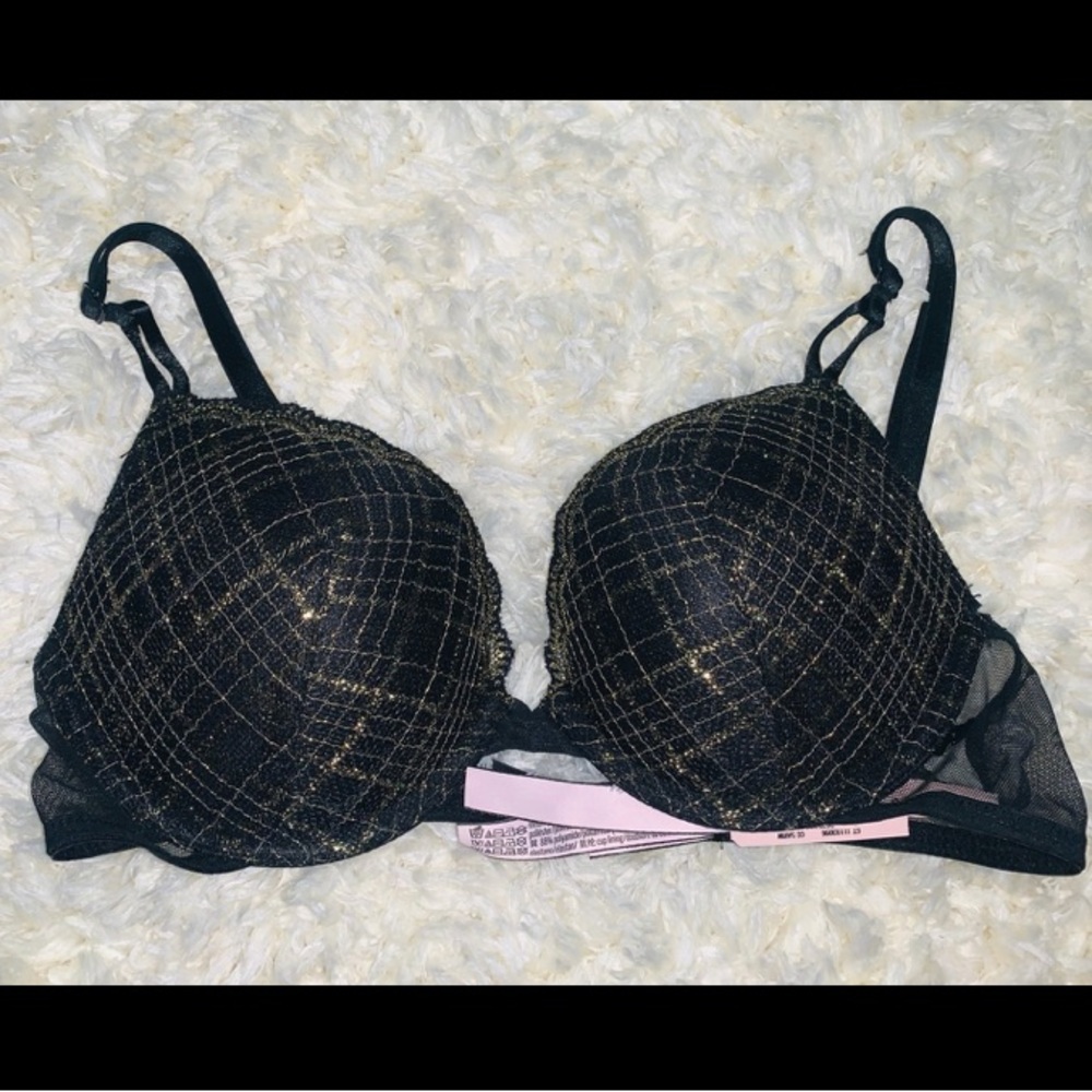 Victoria Secrets bra, size 34B, straps removable. New with tags